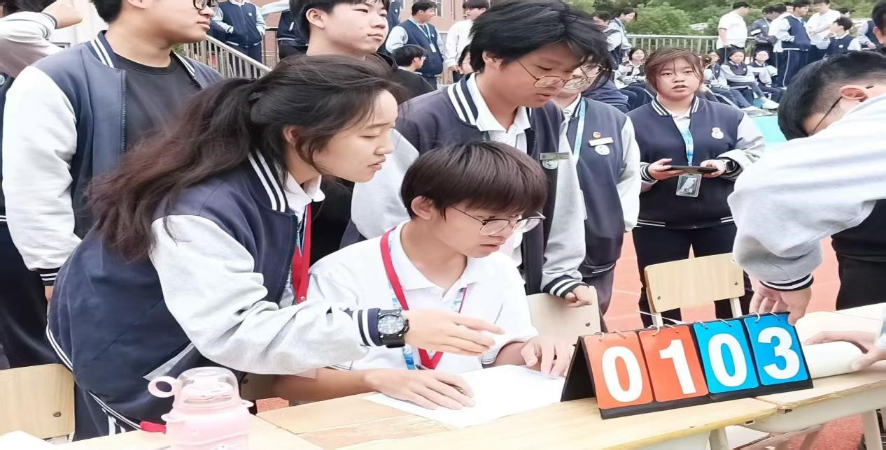 1762132432167105.jpg 1762132432167105.jpg